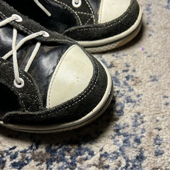 Crocs Black Karlson Lace-Up Gold Shoes Size 7 - Picture 6 of 11